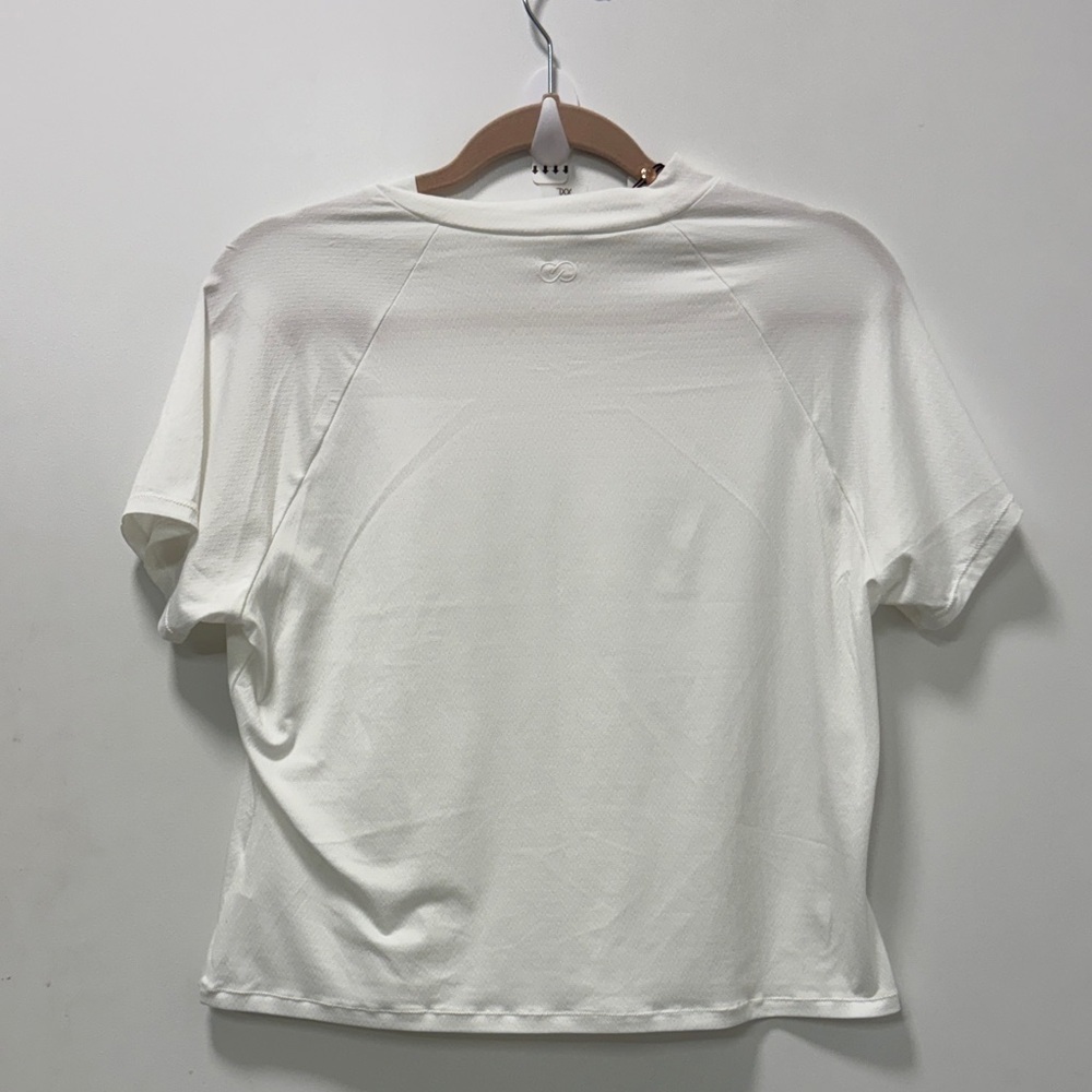 Women's White Crop Top - Picture 3 of 4